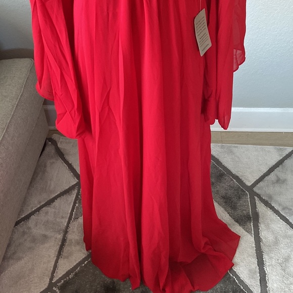 Meghan La long Kimono sleeve Maxi Dress in cherry red - Picture 7 of 10